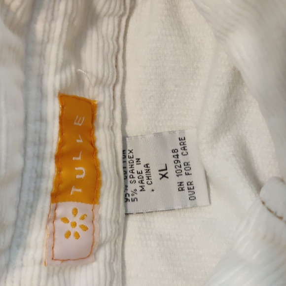 Women's Tulle Ecru Corduroy 5 Button Jacket with Pockets - Picture 3 of 4